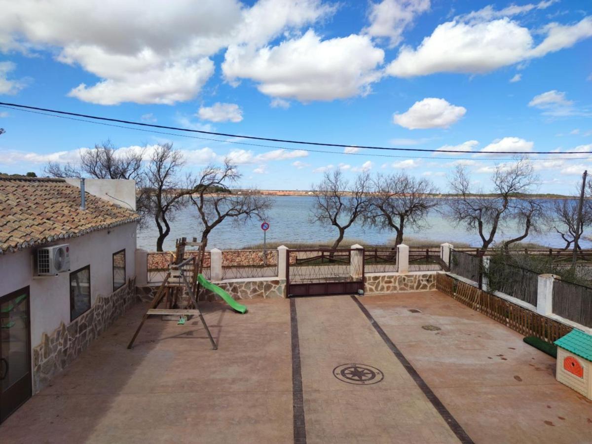 Albergue Los Patos Villafranca de los Caballeros Εξωτερικό φωτογραφία